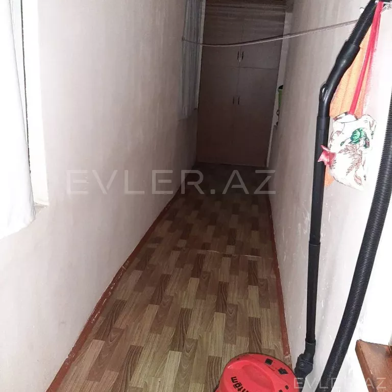 Satılır, köhnə tikili