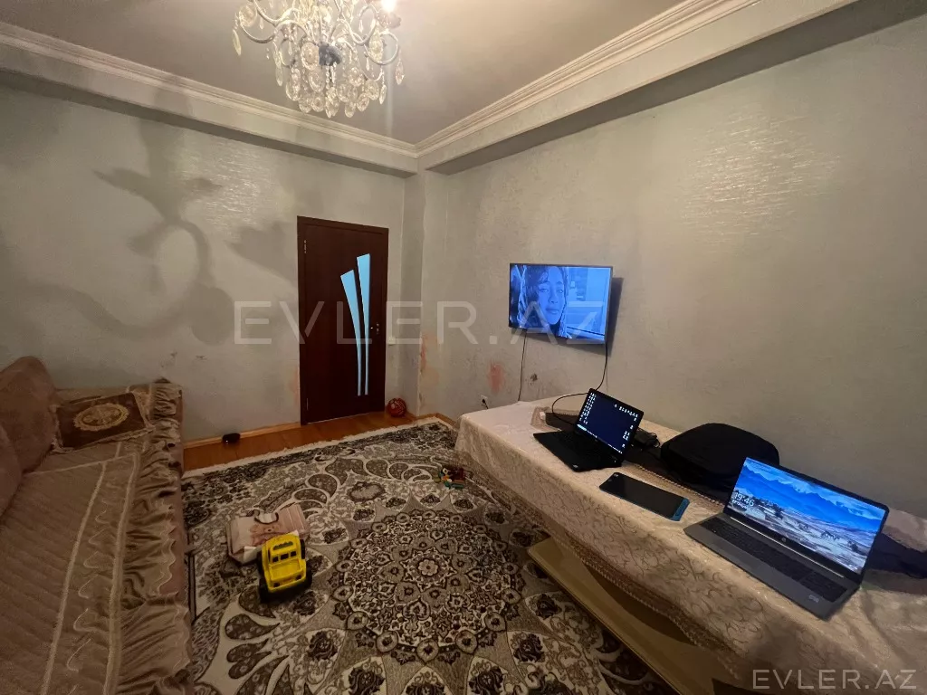 Satılır, yeni tikili
