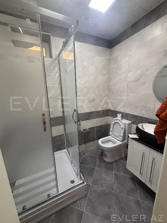 Satılır, həyət evi/villa