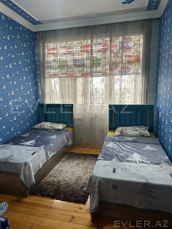 Satılır, köhnə tikili