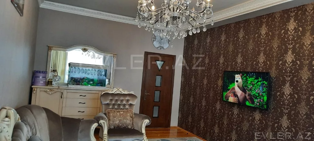 Satılır, köhnə tikili