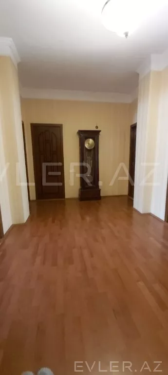 Satılır, yeni tikili