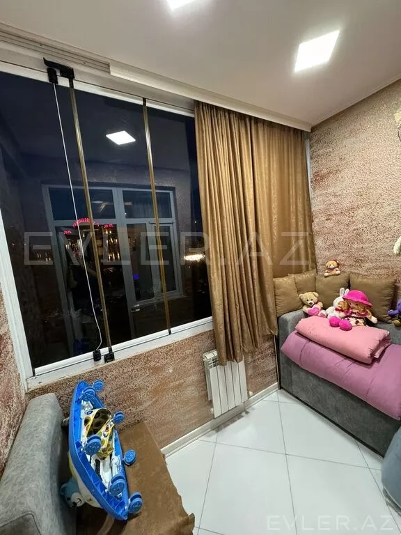 Satılır, yeni tikili