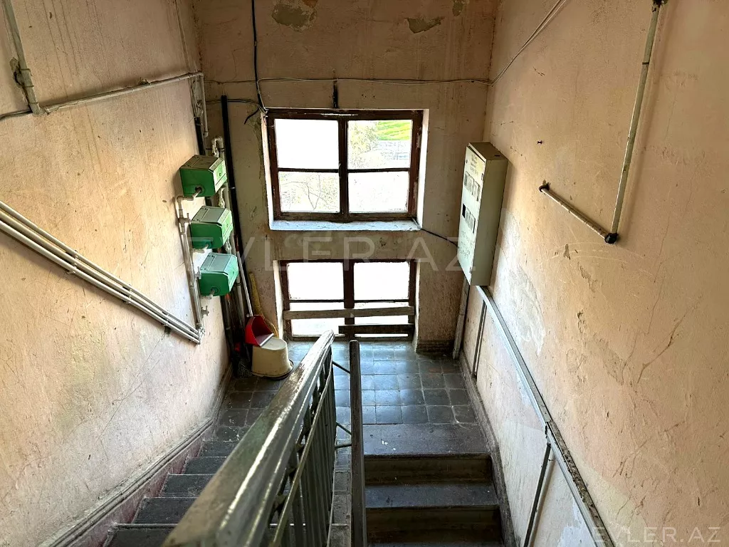 Satılır, köhnə tikili