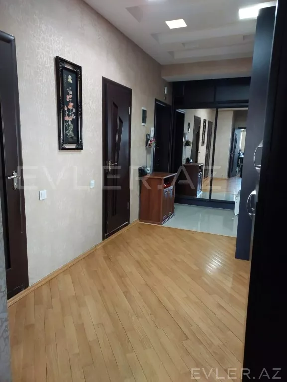 Satılır, yeni tikili
