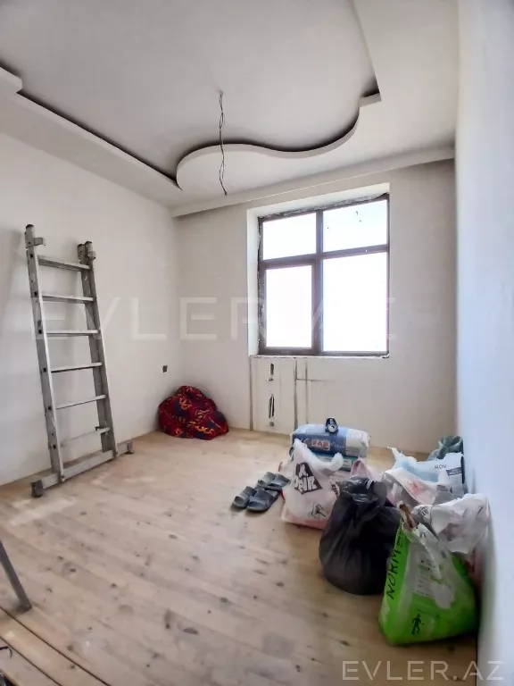 Satılır, yeni tikili