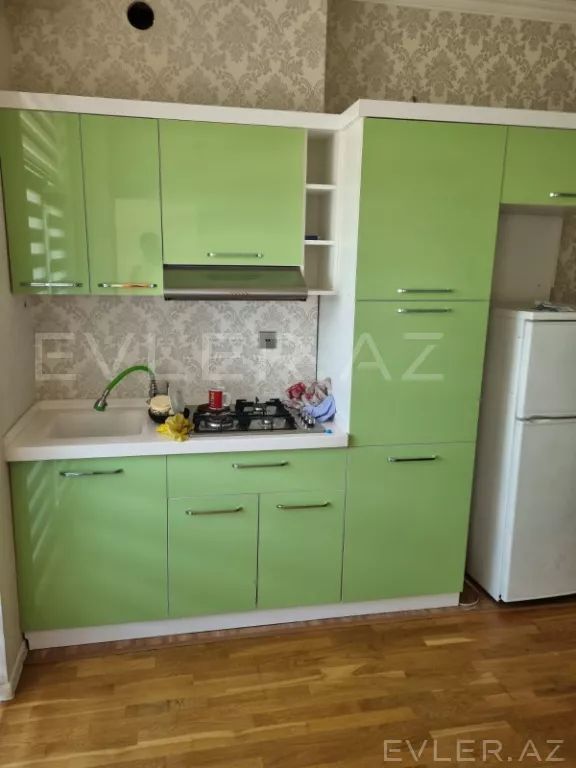 Satılır, yeni tikili