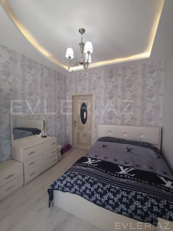 Satılır, yeni tikili