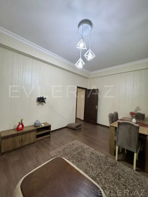 Satılır, yeni tikili