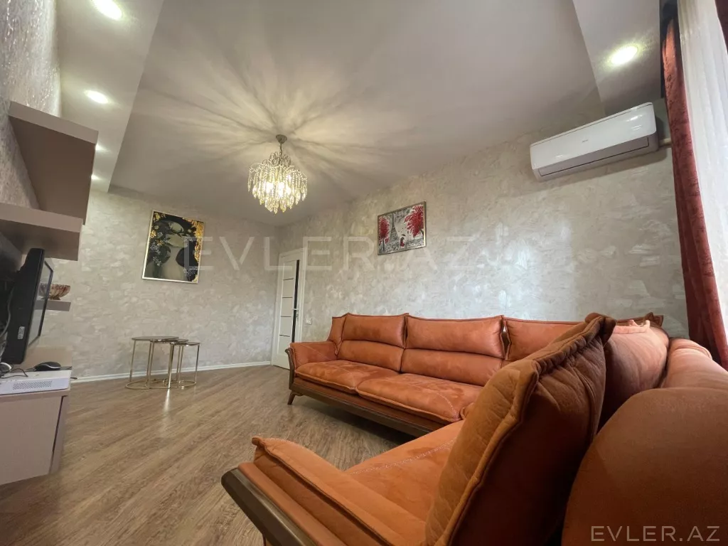 Satılır, köhnə tikili