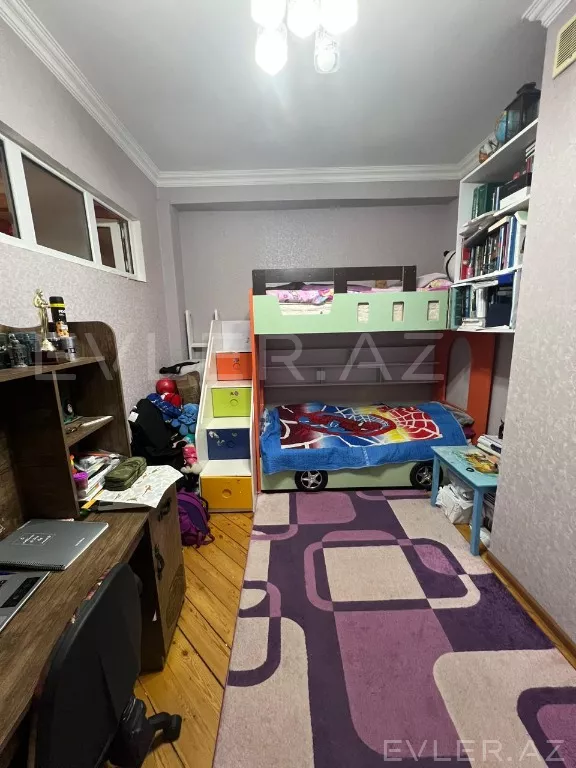 Satılır, yeni tikili