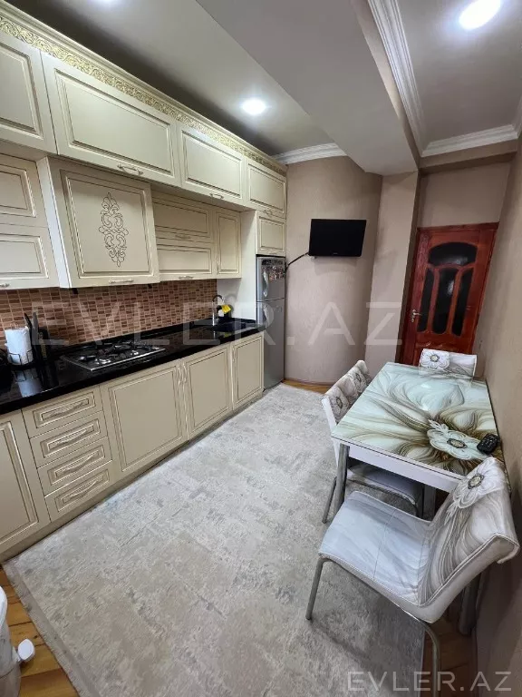 Satılır, yeni tikili