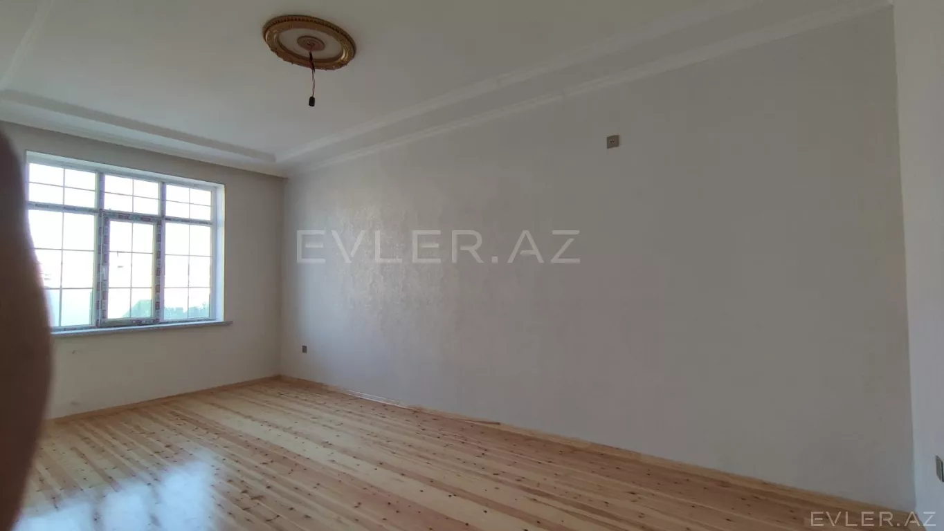 Satılır, həyət evi/villa