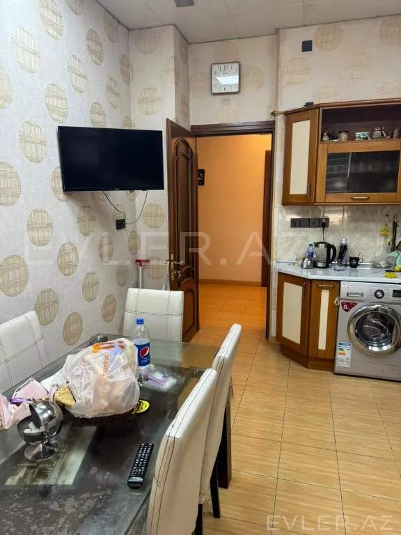 Satılır, yeni tikili