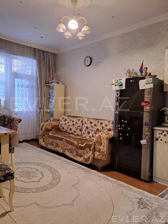 Satılır, yeni tikili