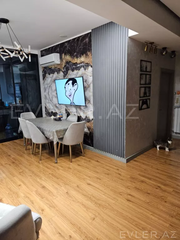 Satılır, yeni tikili