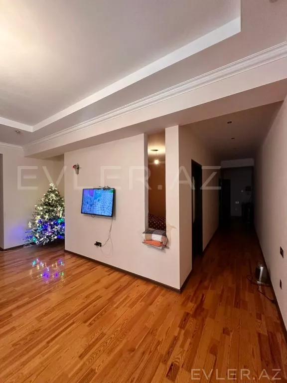 Satılır, yeni tikili