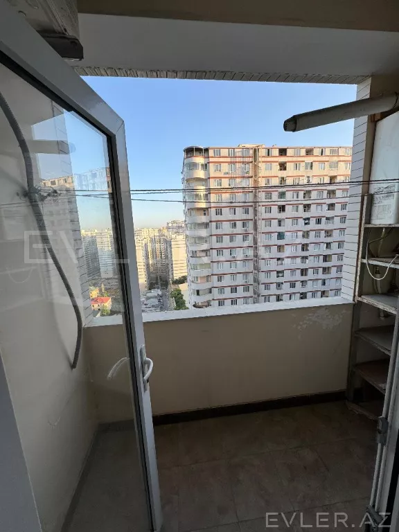 Satılır, yeni tikili