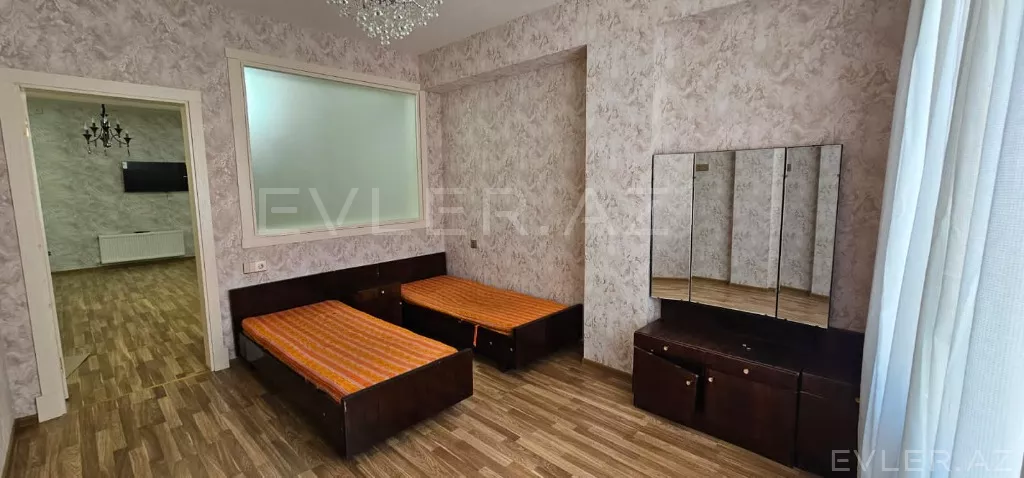 Satılır, yeni tikili