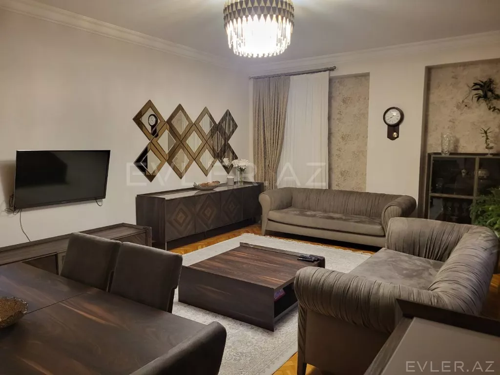Satılır, yeni tikili