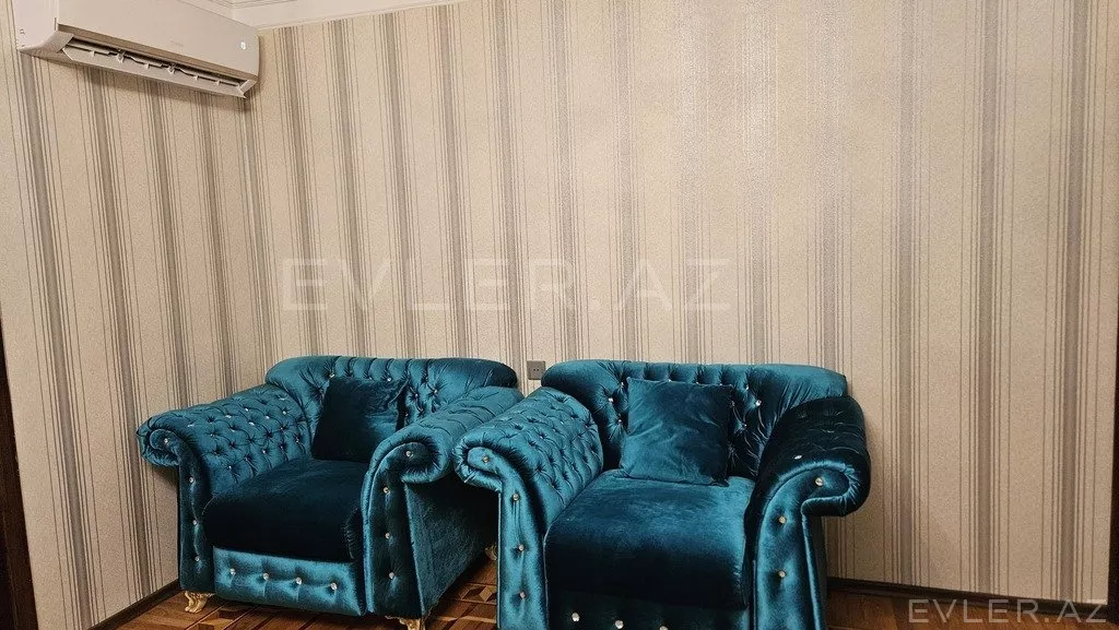 Aylıq, köhnə tikili
