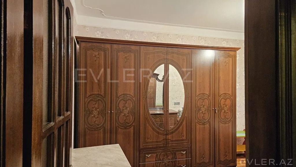 Aylıq, köhnə tikili
