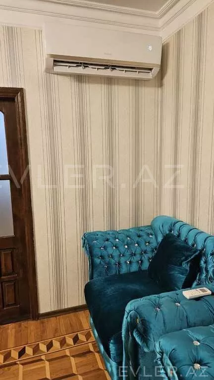 Aylıq, köhnə tikili