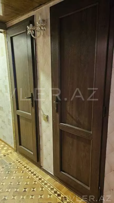 Aylıq, köhnə tikili