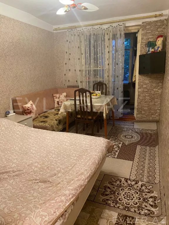 Satılır, yeni tikili