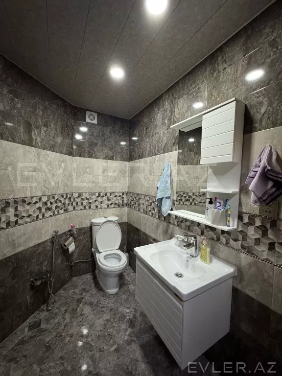 Satılır, yeni tikili