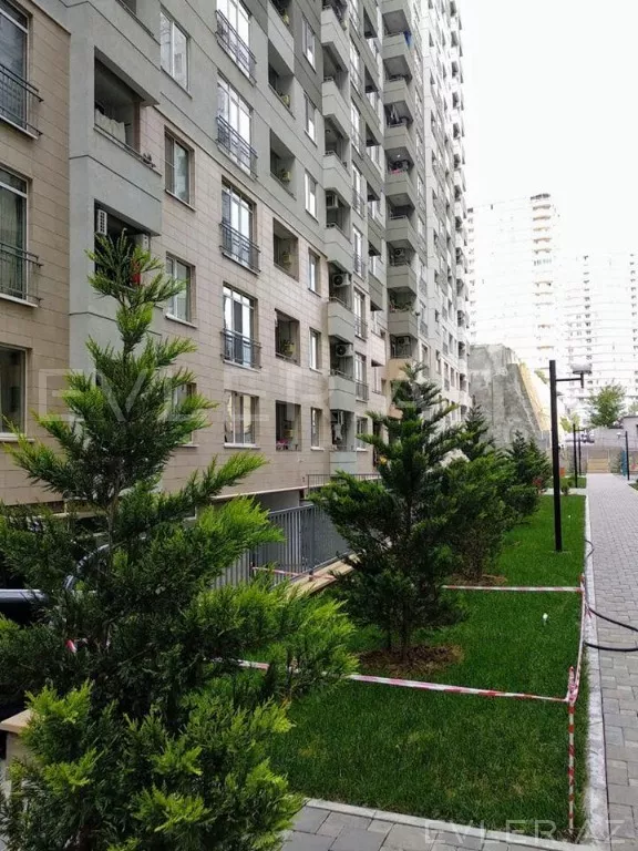 Satılır, yeni tikili