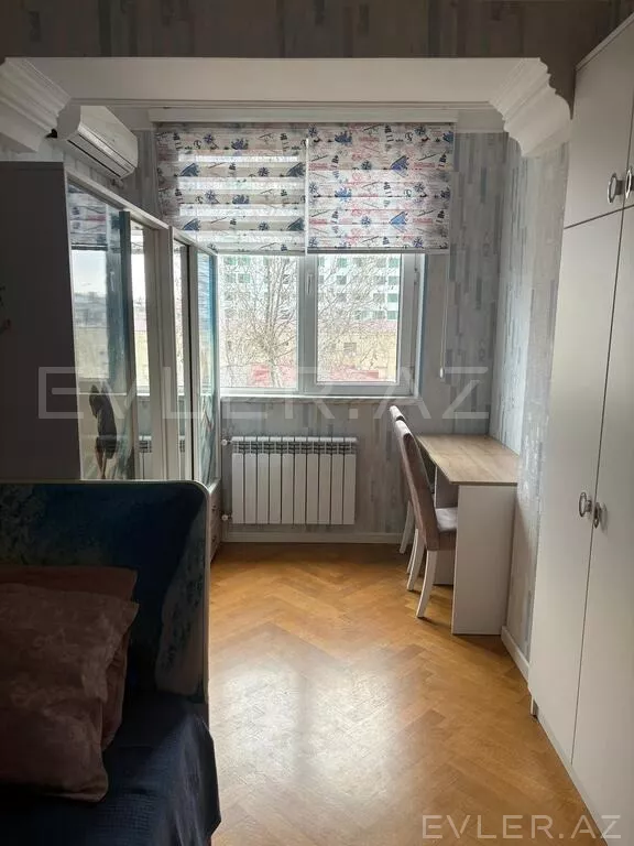 Satılır, köhnə tikili