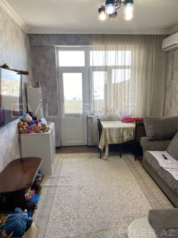 Satılır, yeni tikili