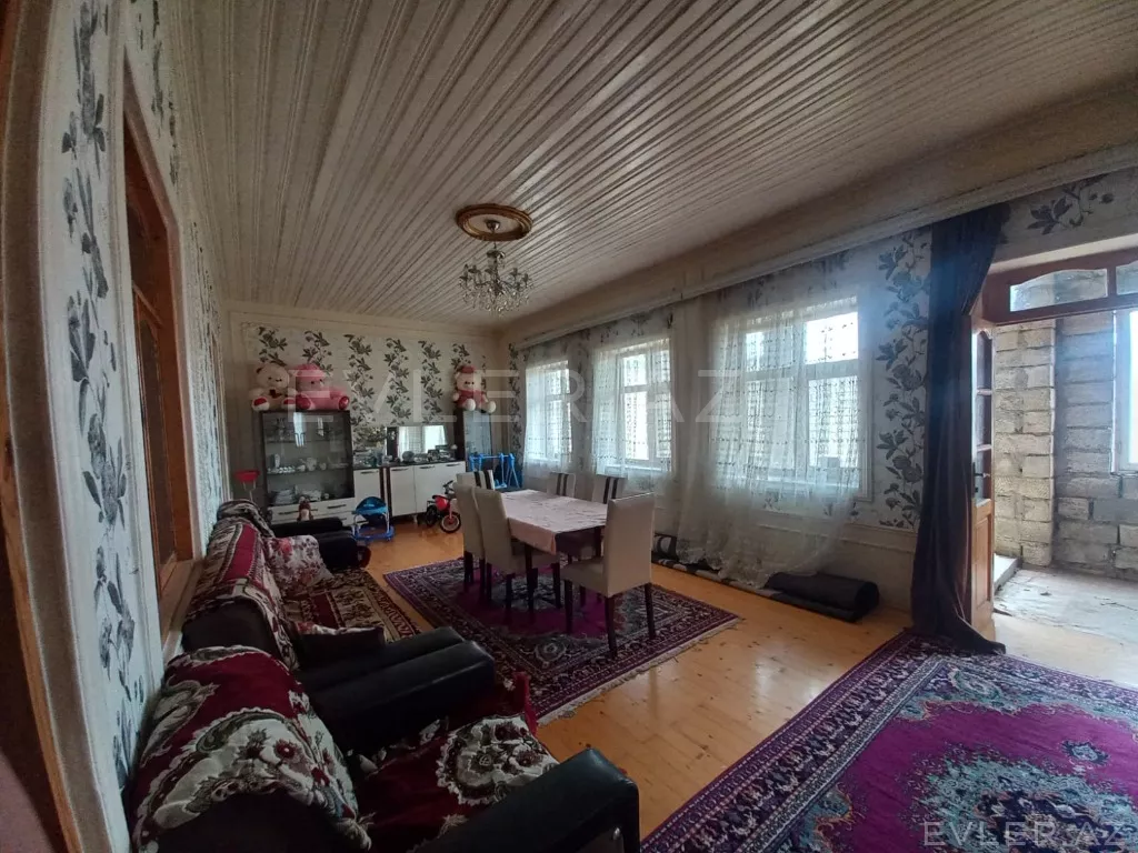 Satılır, həyət evi/villa
