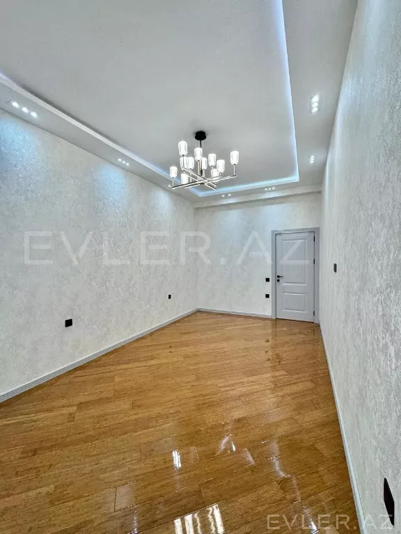 Satılır, yeni tikili