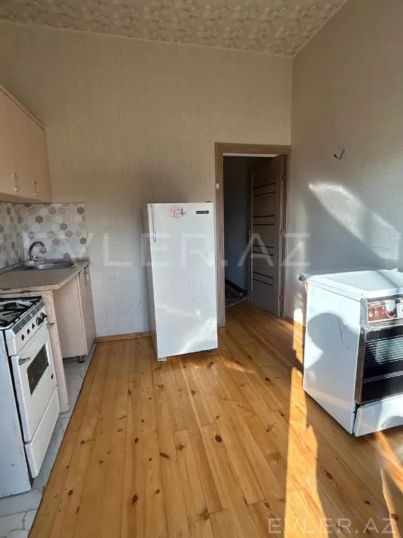 Satılır, həyət evi/villa