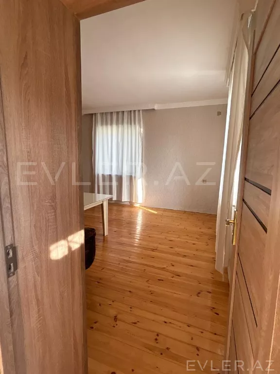 Satılır, həyət evi/villa