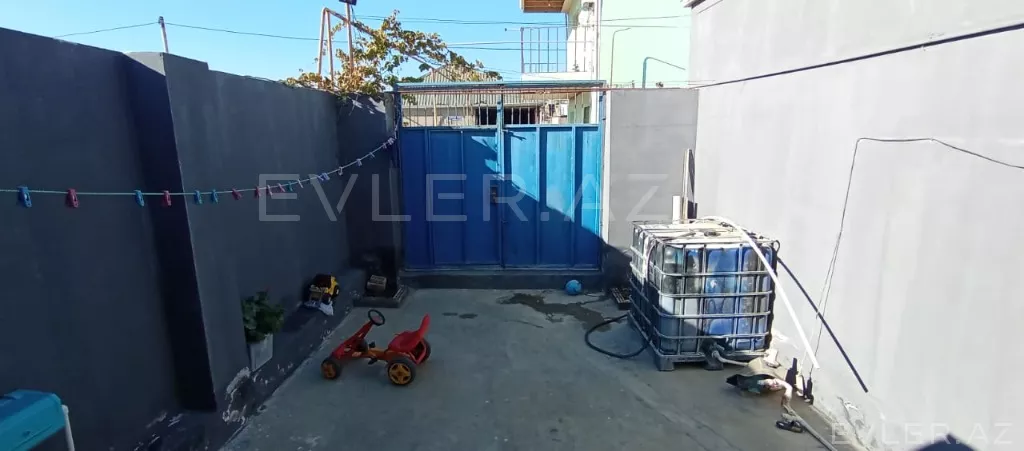 Satılır, həyət evi/villa