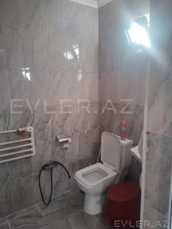 Satılır, həyət evi/villa