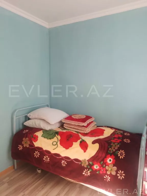 Satılır, həyət evi/villa