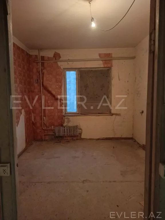 Satılır, köhnə tikili