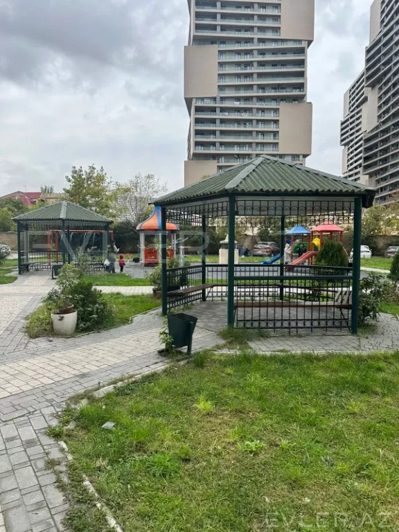 Satılır, yeni tikili