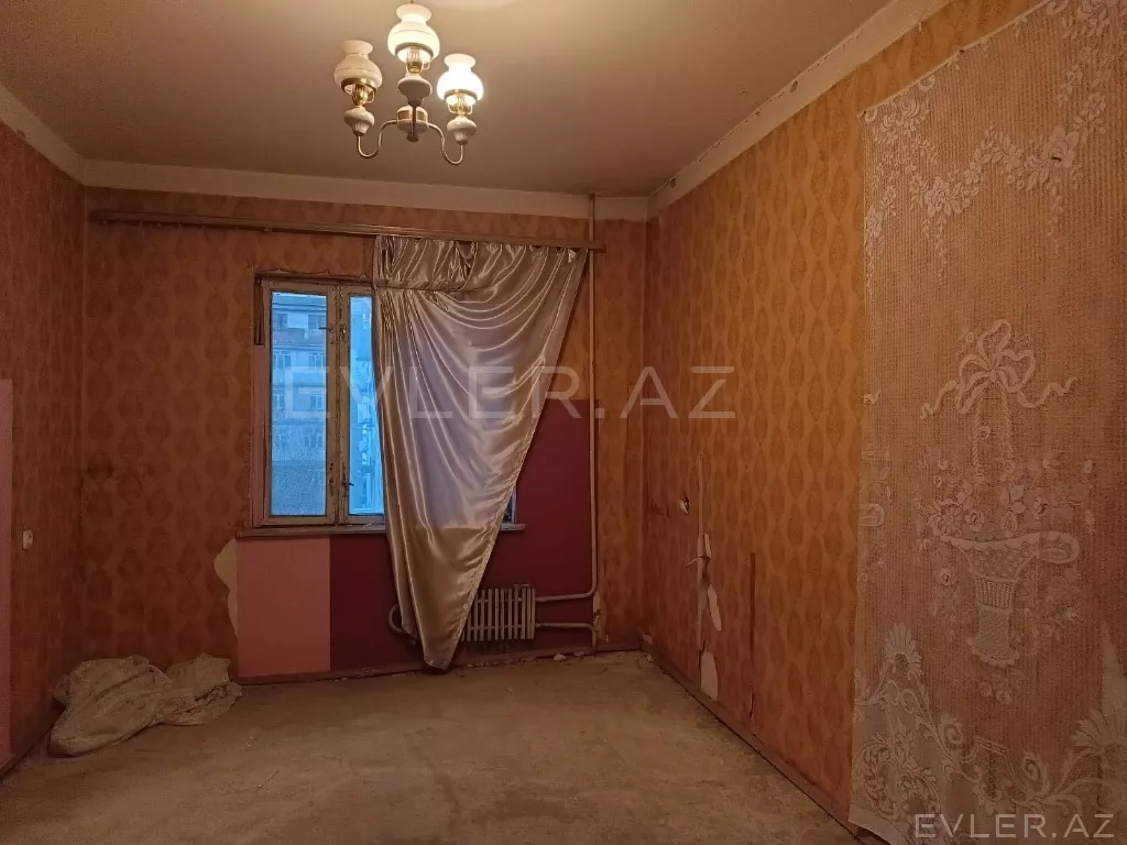 Satılır, köhnə tikili