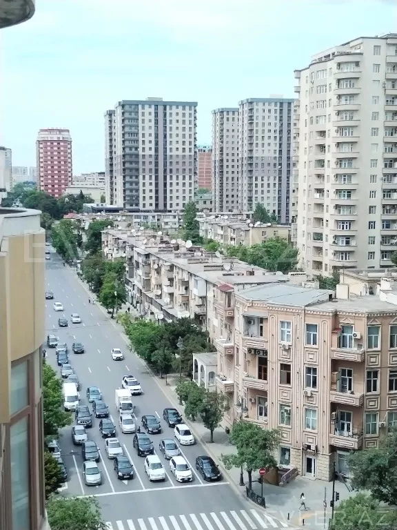 Satılır, yeni tikili