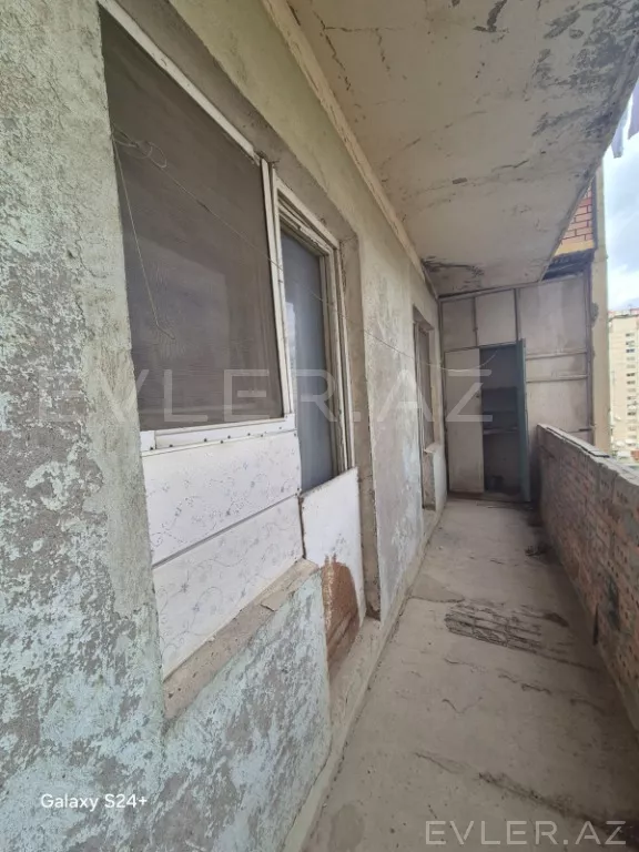 Satılır, köhnə tikili
