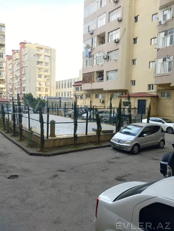 Satılır, yeni tikili