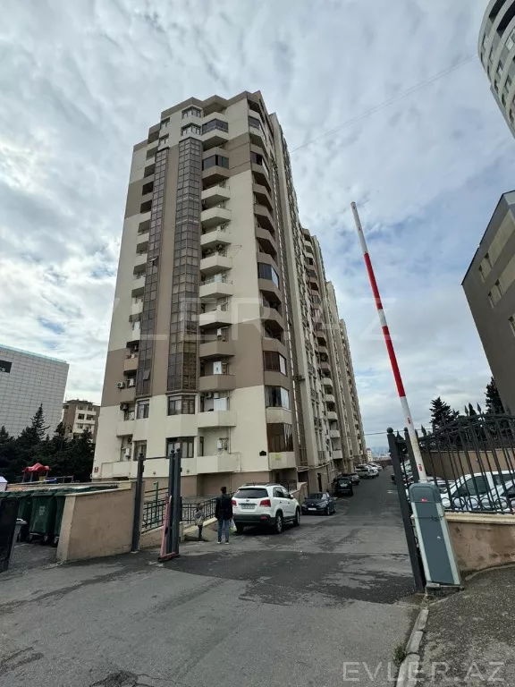 Satılır, yeni tikili