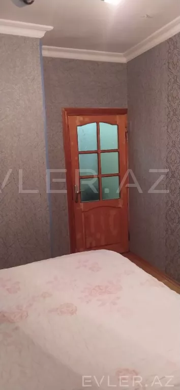 Satılır, köhnə tikili