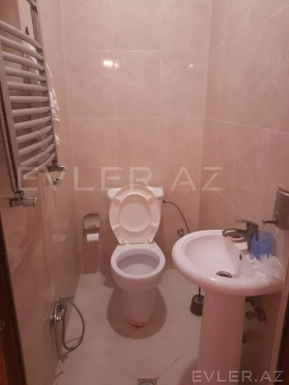 Satılır, yeni tikili