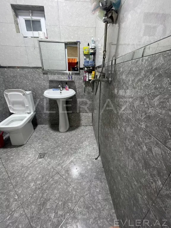 Satılır, həyət evi/villa